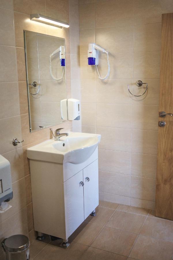 Moreto Seaside Aparthotel Obzor Dış mekan fotoğraf