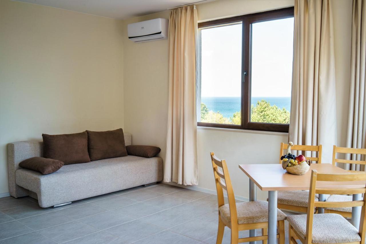 Moreto Seaside Aparthotel Obzor Dış mekan fotoğraf