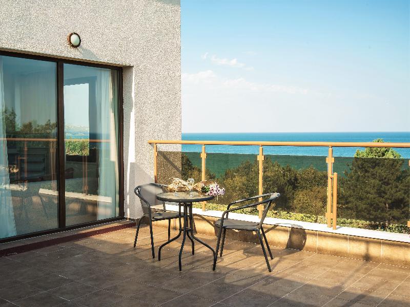 Moreto Seaside Aparthotel Obzor Dış mekan fotoğraf