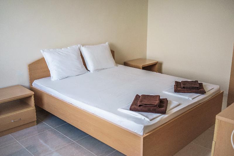 Moreto Seaside Aparthotel Obzor Dış mekan fotoğraf