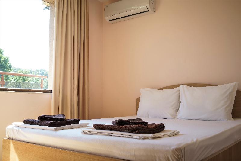 Moreto Seaside Aparthotel Obzor Dış mekan fotoğraf