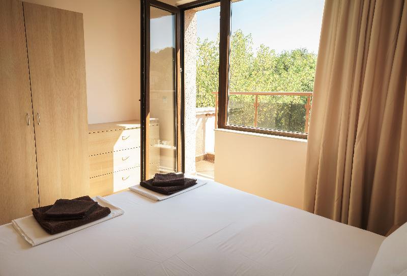 Moreto Seaside Aparthotel Obzor Dış mekan fotoğraf